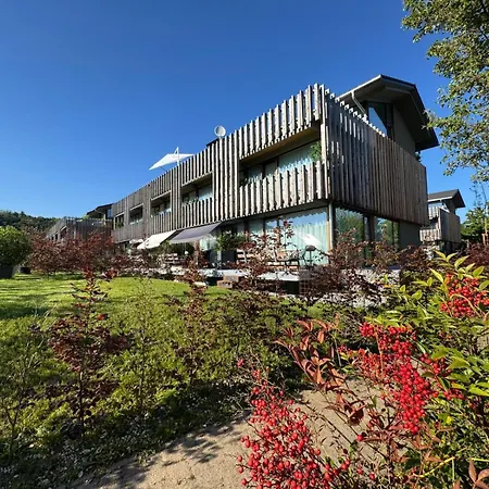 Architektenhaus C5 Mit Seesicht Holiday home Ohningen